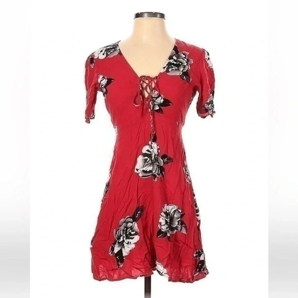 Volcom April March Floral Dress Cute Criss Cross Tie in Front Coastal Size S - Picture 4 of 9